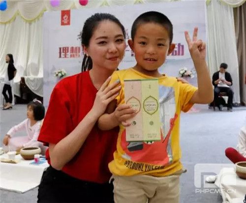 孝行天下,感恩父母——理想孝道亲子茶艺活动在昆温情举行