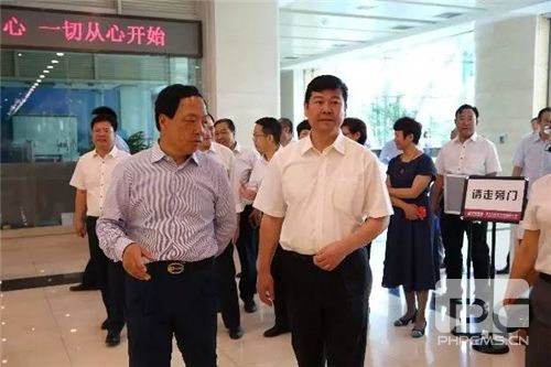 冯卫华书记率北辰区委区政府团队到访天士力