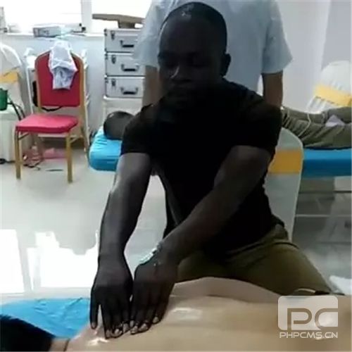 外国友人眼中的卫康