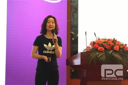 国际体育用品巨头科蒂阿迪达斯联姻隆力奇,开创化妆品体验新模式