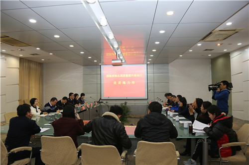 国家质检总局质量提升媒体行走进隆力奇