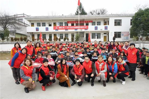 http://www.zhiliaow.cn/uploadfile/2017/1209/20171209095111805.jpg