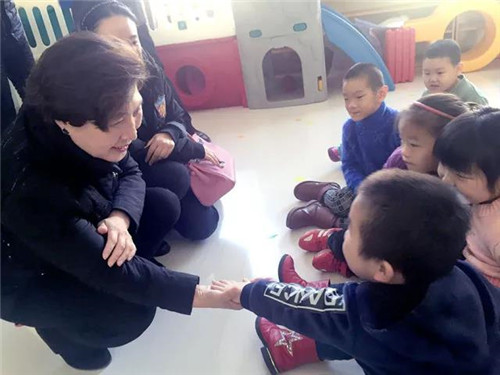 权健辽宁分公司参观慰问沈阳市儿童福利院 携爱心走进孩子们的世界