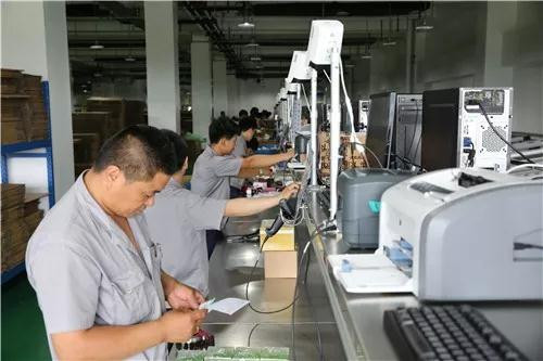康婷:潜心品质砥砺科研,胸怀天下筑梦健康