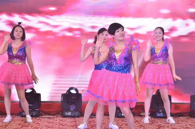 http://www.zhiliaow.cn/uploadfile/2018/0117/20180117031107582.jpg