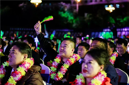 “2018理想春茗全球盛典”盛大举行,理想服务制胜
