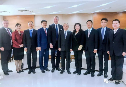 完美总裁胡瑞连与世界直销协会联盟轮职主席马博朗会面,探讨行业前景