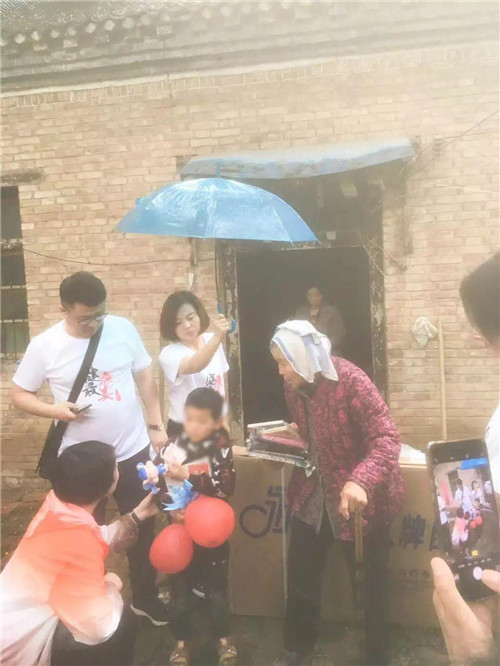 康美“青禾行动”赠出超百万爱心善款,昨日奔赴首站——周口