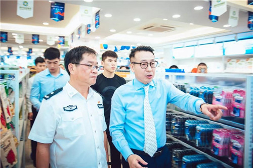 绿叶与警方合作!绿叶警务中心店(盐城店)盛大开业!并将在全国各地推广绿叶警务中心店发展!