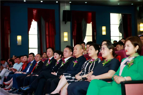 新理想·新征途·新起航·新成果——理想创业精英市场启动大会盛大举行!