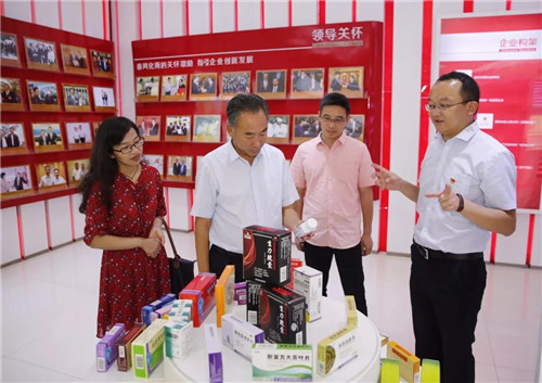 省政协委员联络委分党组书记、主任孙文忠一行莅临理想,指导企业党建发展