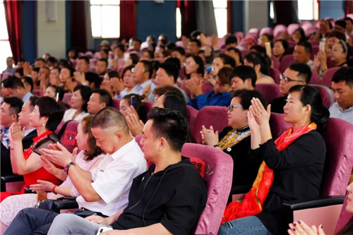 新理想·新征途·新起航·新成果——理想创业领袖研讨会在昆隆重举行