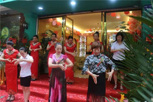 四川绵竹A8818九极养生馆开业大吉!