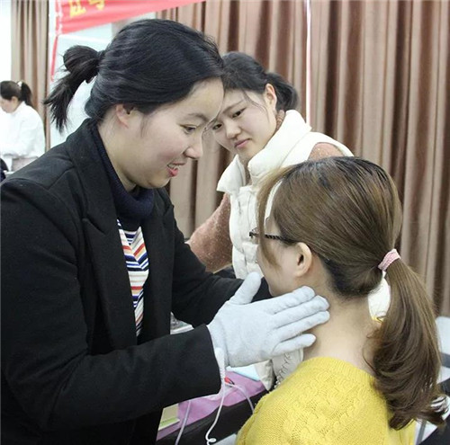 奥科维成功举办第一届生物电护理培训大会!