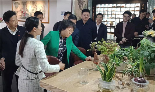 节后首个工作日,东莞市副市长喻丽君参观金科伟业
