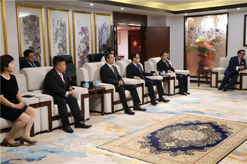 暨南大学党委书记林如鹏一行莅临金科伟业(中国)有限公司考察指导