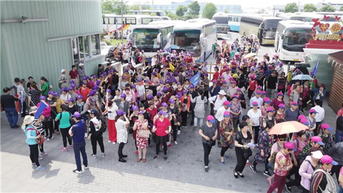 金秋十月，全国工业旅游示范基地——隆力奇欢迎您