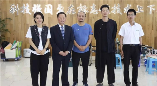 金秋十月，全国工业旅游示范基地——隆力奇欢迎您
