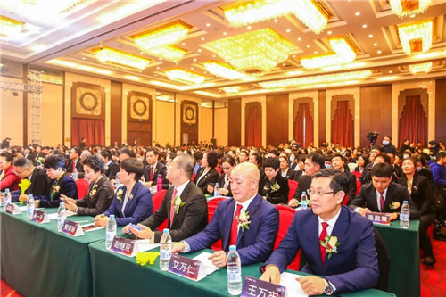 安享荣耀 燃爆未来——安然纳米营销表彰大会隆重开启!