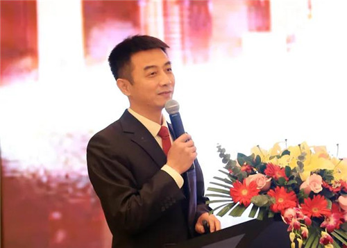 太阳神2020年终总结大会暨“逆风飞扬”表彰盛典圆满结束