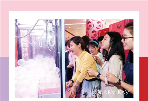 速来“连线”玫琳凯魔都线下快闪现场!